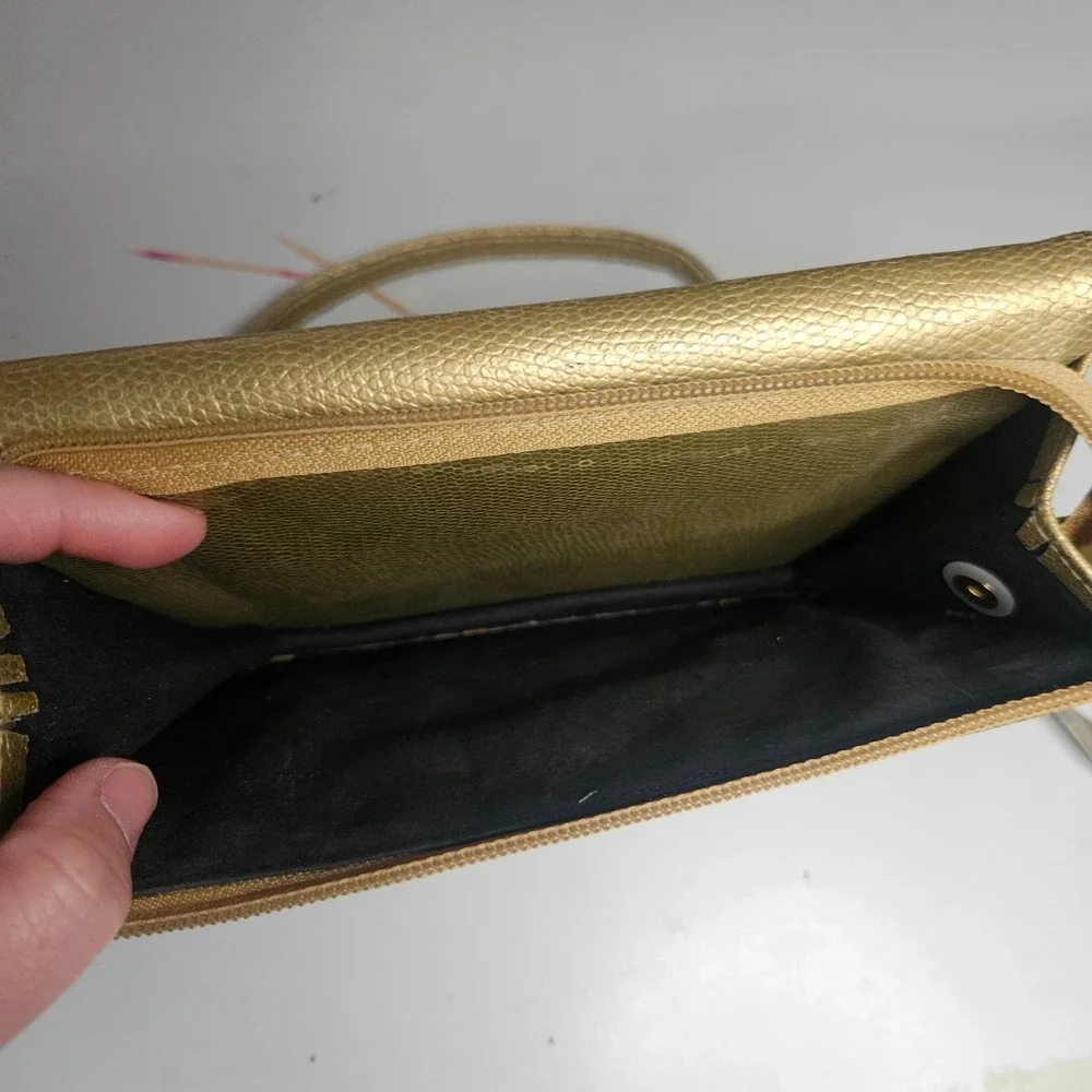 Vintage gold metallic